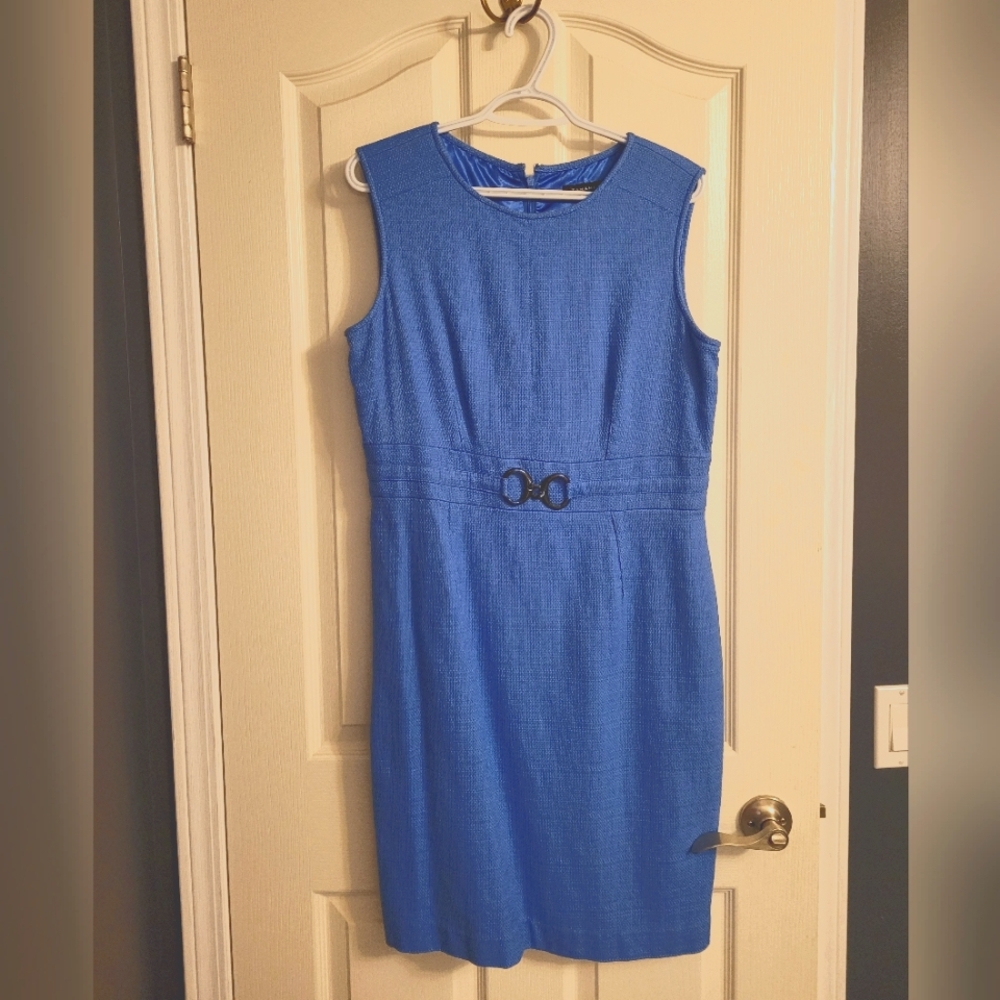 Tahari Blue Sleeveless Sheath Dress